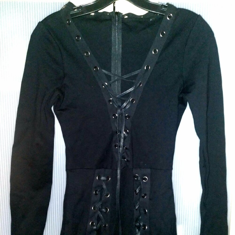 Widow medieval lace up slit long sleeve mini dress